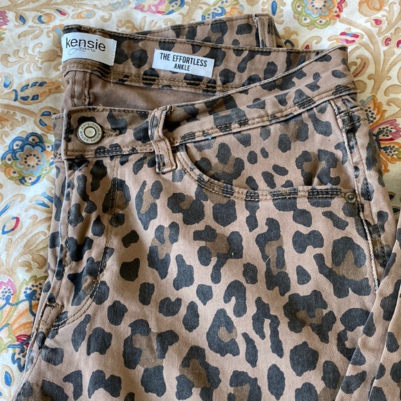 Kensie sandstone Leopard Jeans Sz 6 - Picture 3 of 5